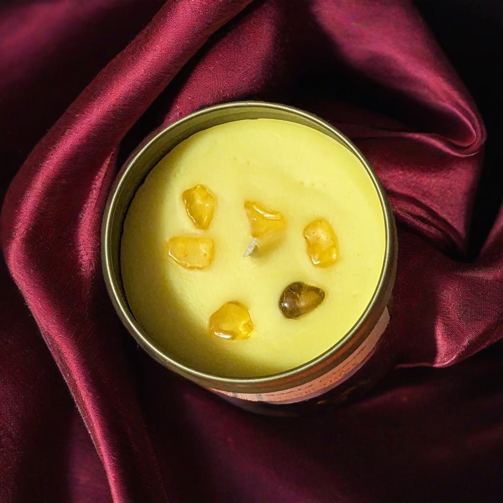 Reiki-Infused Yellow Agate/Citrine & Cypress Solar Plexus Chakra Candle: Ignite Your Inner Power